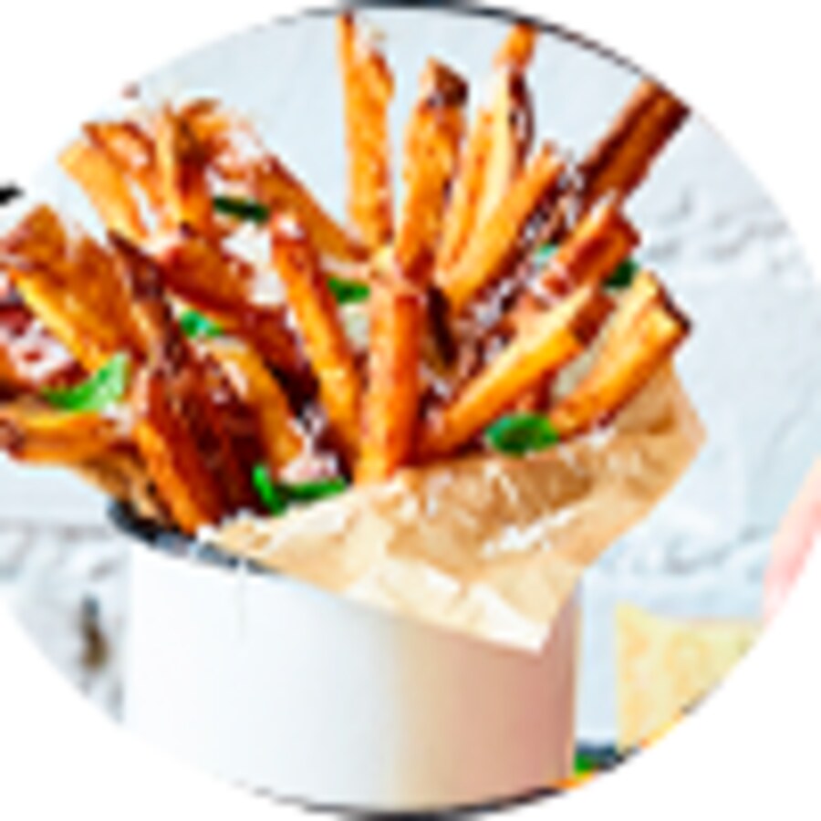 Patatas fritas con trufa y parmesano
