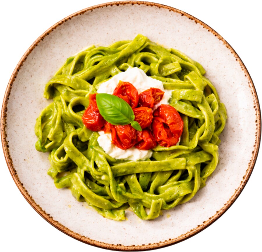 Tagliatelle al pesto con stracciatella